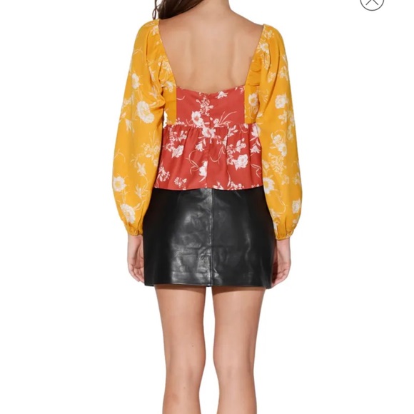 Walter Baker Cleo Floral Long Sleeve Peplum Top - Picture 2 of 2